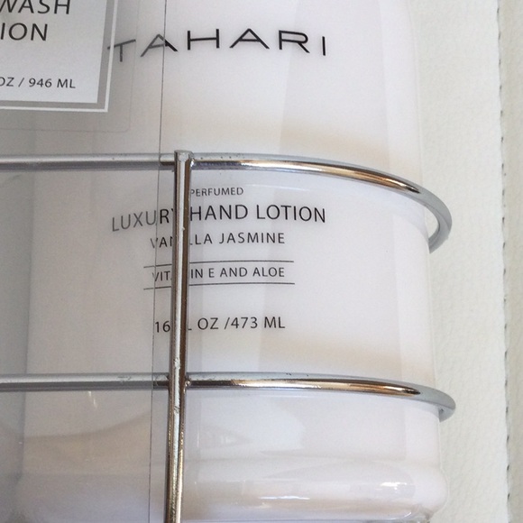 NWT Tahari Luxury Hand Wash & Lotion Set - White - Picture 7 of 7